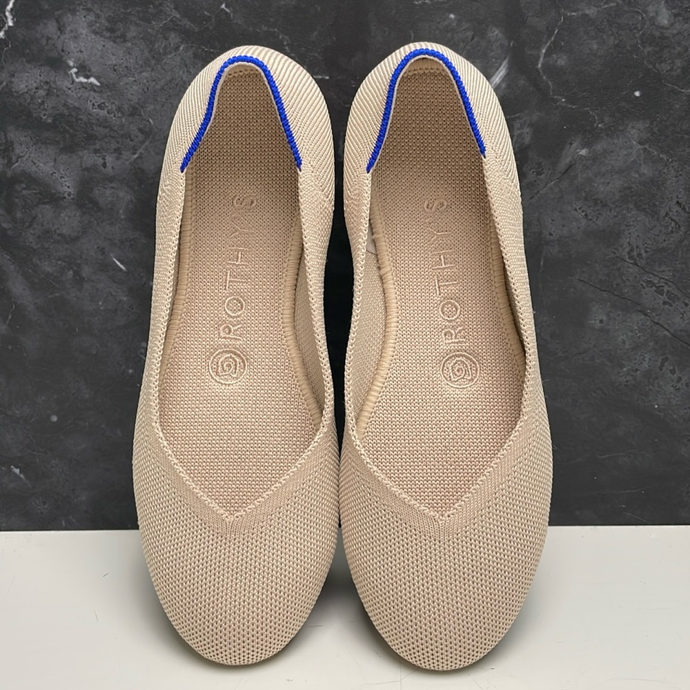 Rothy’s - Ecru Flat - women’s size 6